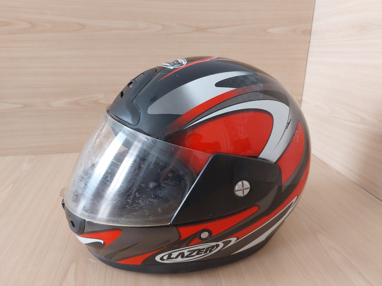 casque de moto, Entreprise