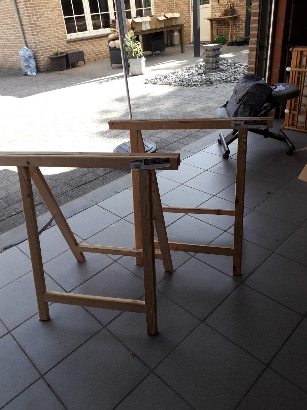 houten schragen (2st), Ophalen
