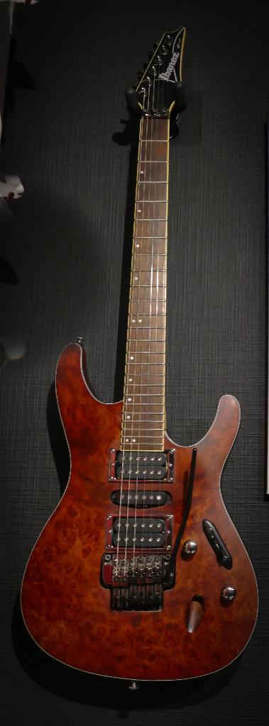 Ibanez S770PB-CNF Charcoal Brown met dimarzio tonezone, Muziek en Instrumenten, Ophalen of Verzenden, Zo goed als nieuw, Solid body