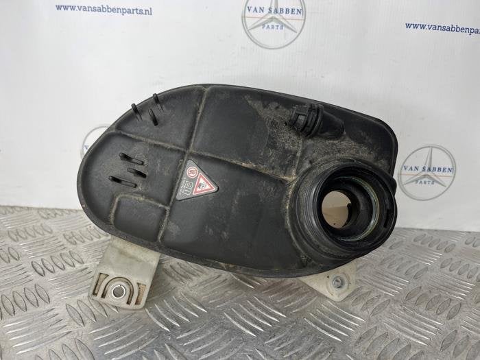 Expansievat van een Mercedes Vito, Gebruikt, -, -, 3 maanden garantie