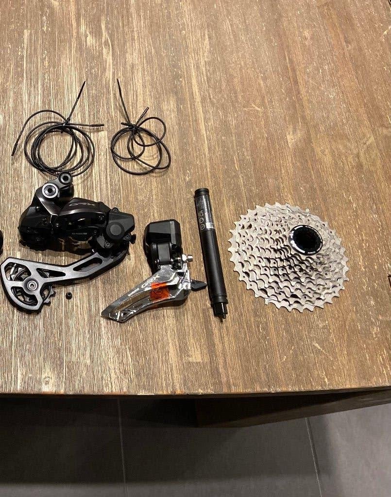 Shimano GRX 825 DI2, Vélos & Vélomoteurs, Neuf, Autres matériaux, Enlèvement ou Envoi, Gravelbike