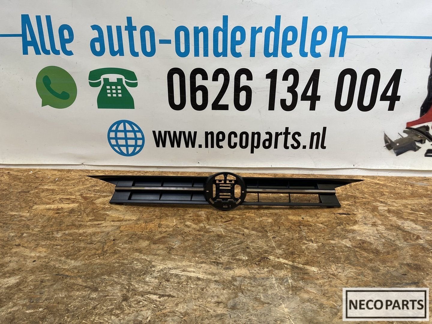 VOLKSWAGEN POLO 2G VOORGRILLE GRILL ORGINEEL, Gebruikt, -, Volkswagen, -