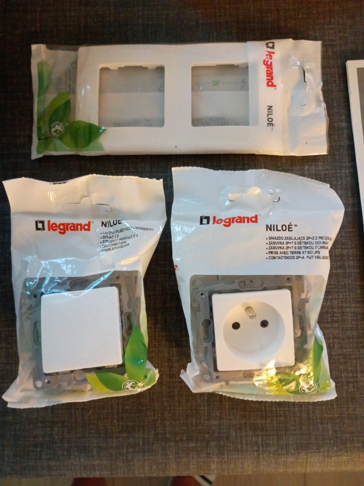 schakelaar/stopcontact nieuw, Doe-het-zelf en Bouw, Ophalen of Verzenden, Schakelaar