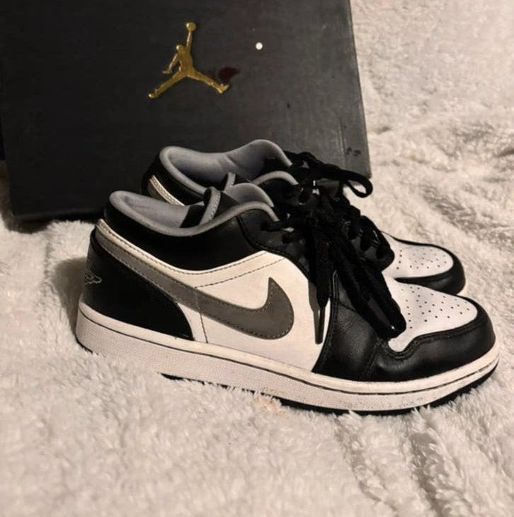 Jordan 1 low, Sport en Fitness, Ophalen of Verzenden, Zo goed als nieuw