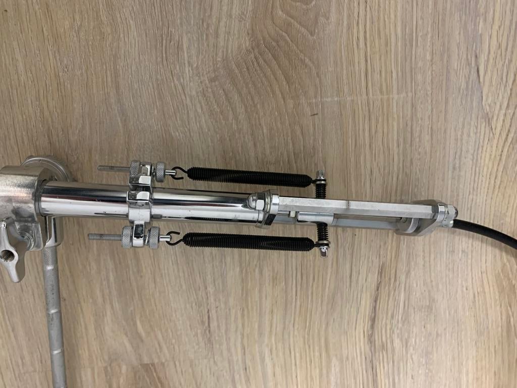 HI-Hat stands in uitstekende staat merk TAMA ,, Musique & Instruments, Instruments | Pièces, Enlèvement