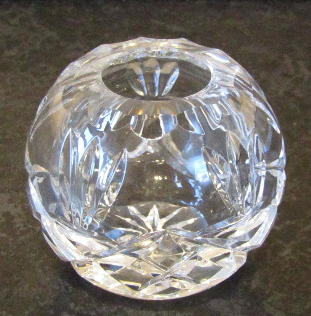 Bohemia kristal bolvormig vaasje, Ophalen of Verzenden