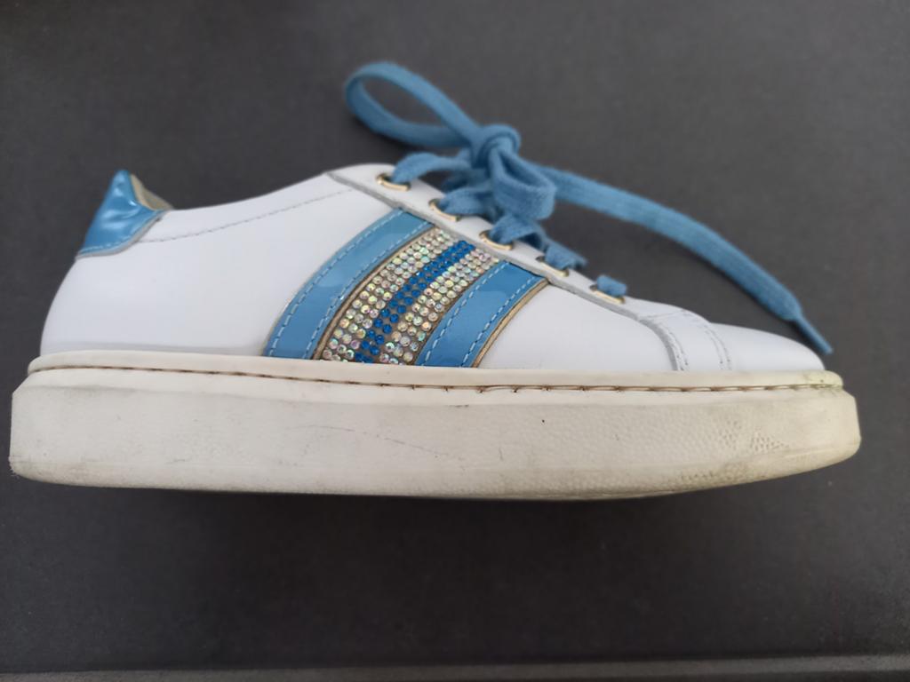 Sneakers wit en blauw maat 28 merk RTB, Kinderen en Baby's, Kinderkleding | Schoenen en Sokken, Ophalen, Meisje, RTB, Schoenen