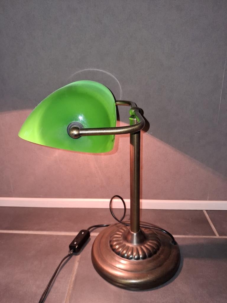 Lampe banquier
Opaline verte, Enlèvement ou Envoi