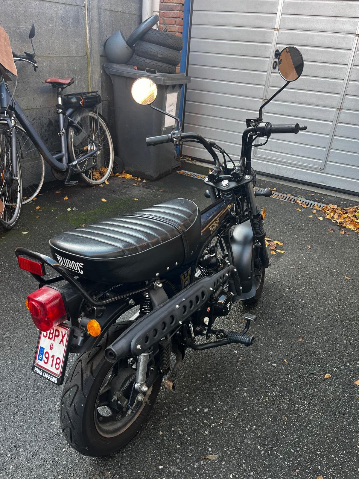Brommer : Bluroc heritage dax brommer 50cc bouwjaar dec/2023, Fietsen en Brommers, Ophalen, Zo goed als nieuw