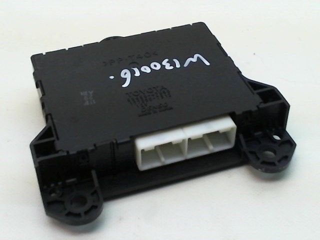 ORDINATEUR GESTION REFROIDISSEMENT Toyota Prius (NHW20), Utilisé, Toyota