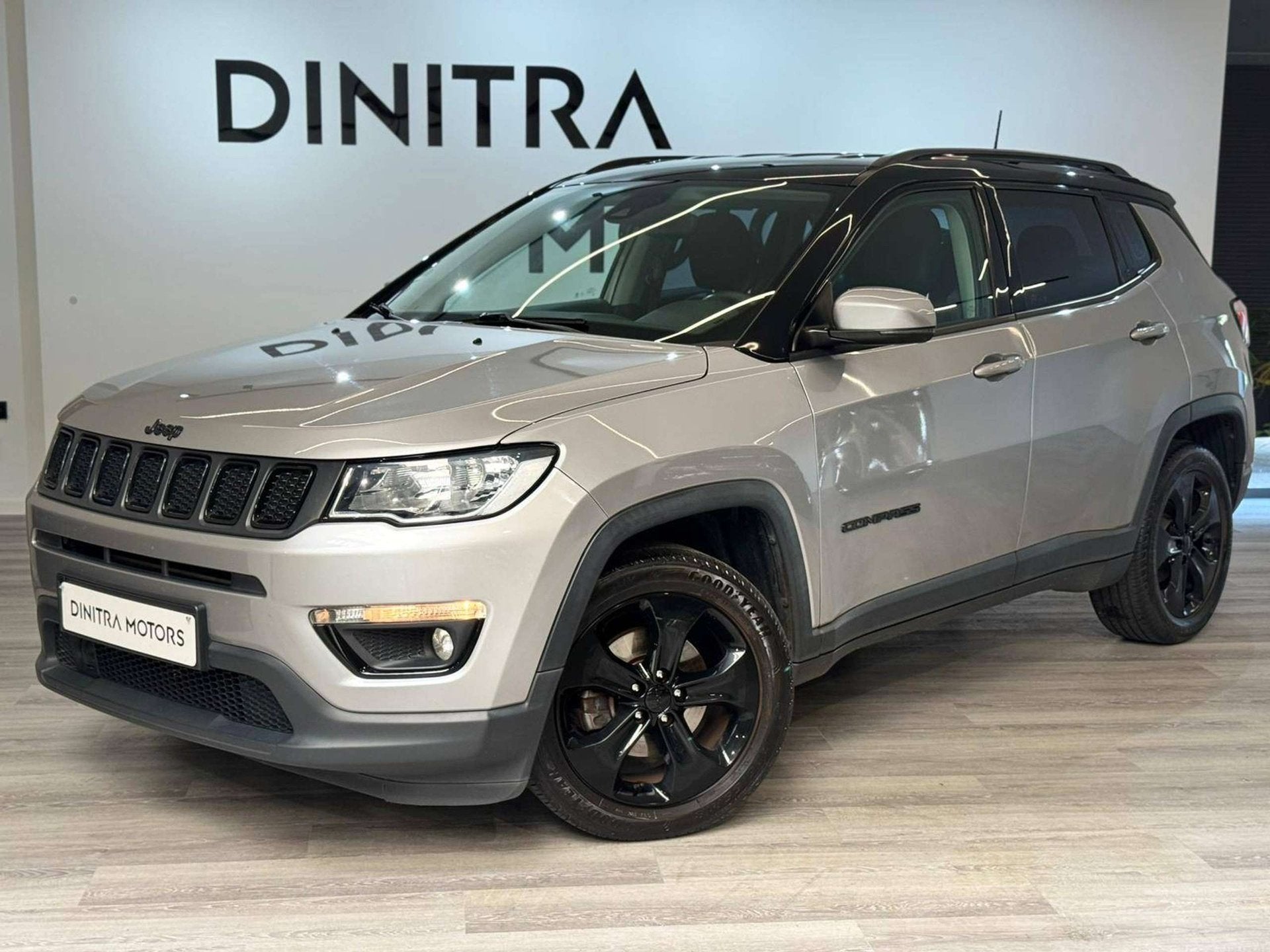 Jeep Compass Night Eagle 1.4 Turbo 4x2 - Navi/Cruise/Zetelvw, Gebruikt, 4 cilinders, Compass, Bedrijf