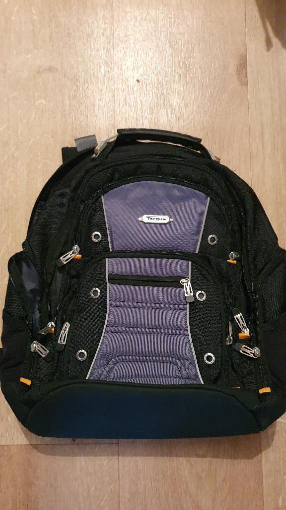 Tous les sacs à dos sont en bon état, comme neufs., Enlèvement ou Envoi, Comme neuf