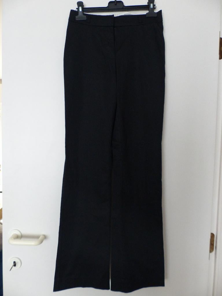 H&M zwarte geklede broek - maat 34, Kleding | Dames, H&M, Zwart, Ophalen of Verzenden, Zo goed als nieuw