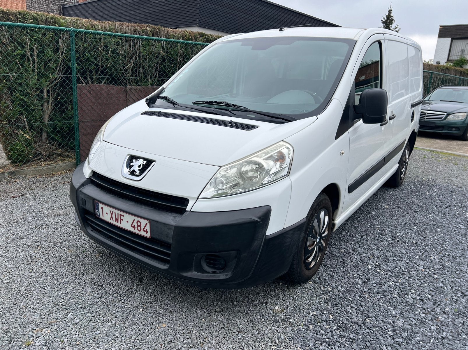 Peugeot expert 2.0 hdi  166.000km 2xschuifdeuren, Auto's, Bestelwagens en Lichte vracht, Voorwielaandrijving, Euro 5, 4 cilinders