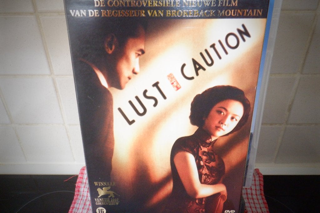 DVD Lust Caution., Cd's en Dvd's, Dvd's | Drama, Zo goed als nieuw, Romantiek, Vanaf 16 jaar, Frans, Nederlands, Frans, Verzenden