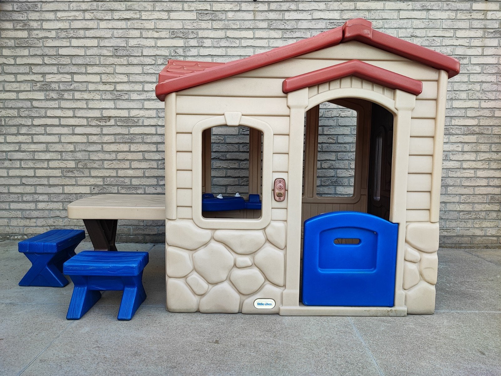 Little tikes speelhuis, Ophalen
