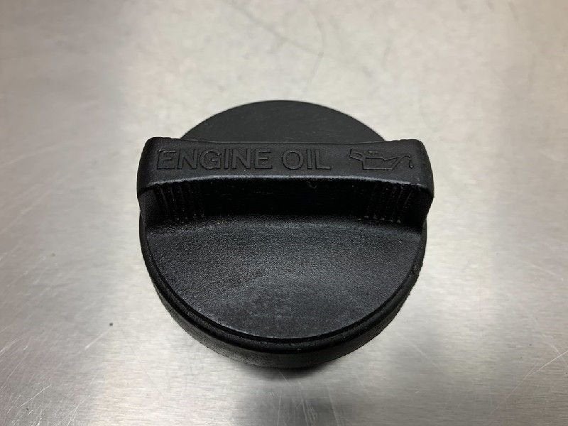 OLIEDOP Toyota Yaris Verso (P2) (01-1999/09-2005), Auto-onderdelen, Gebruikt, Toyota