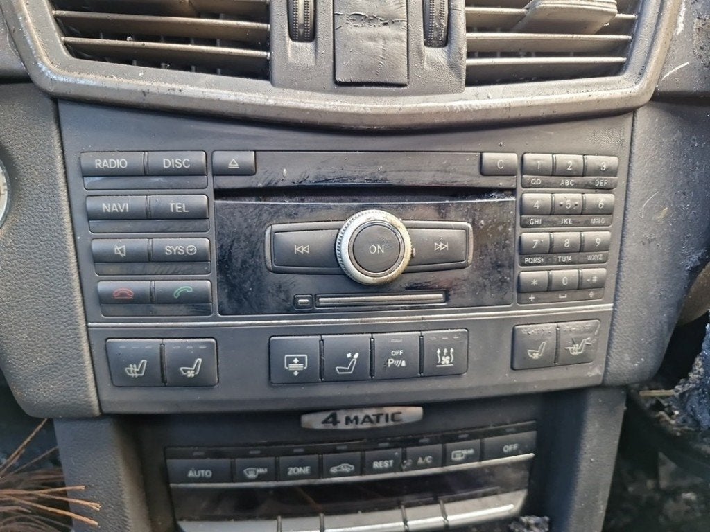 NAVIGATIE SYSTEEM Mercedes-Benz E (W212) (01-2009/12-2016), Gebruikt, Mercedes-Benz, Dialog.mb@mercedes-benz.com, Mercedes-Benz AG