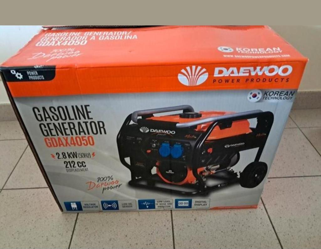 Daewoo Aggregaat / Generator GDAX4050, Doe-het-zelf en Bouw, Aggregaten, Ophalen, Nieuw, Minder dan 5 kVA, Benzine