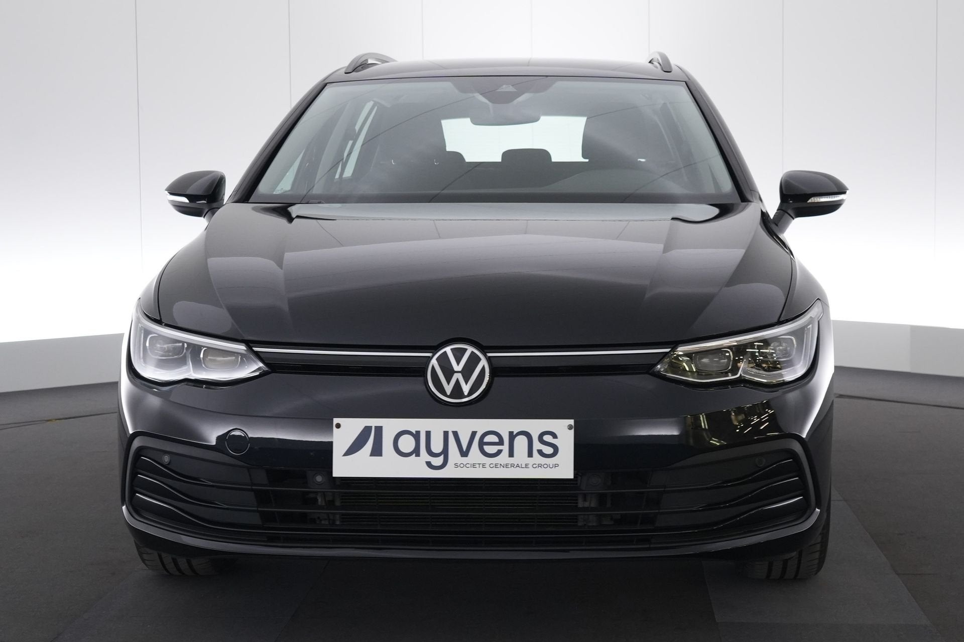 (2AQF859) VOLKSWAGEN GOLF VARIANT VIII, Voorwielaandrijving, Stof, Euro 6, Adaptive Cruise Control