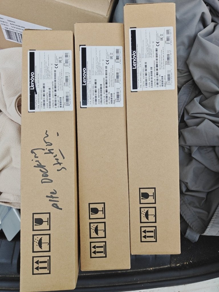 Lenovo ThinkPad Pro Dock 40AH0135EU NEUF + 135W | Nieuw, Computers en Software, Ophalen of Verzenden, Nieuw, Docking station, Laptop