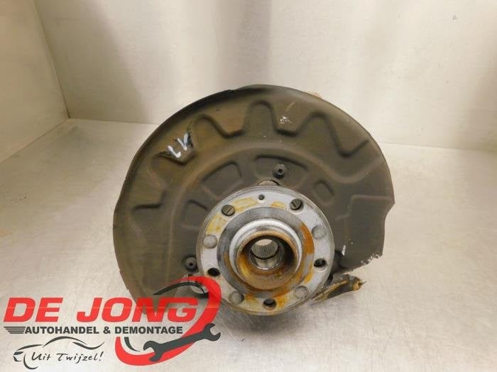 Fusee links-voor van een Volkswagen Touran, Auto-onderdelen, Gebruikt, -, Volkswagen, -