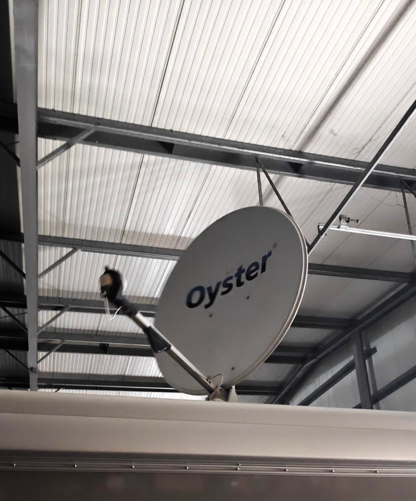 Oyster Vision III, Caravans en Kamperen, Ophalen