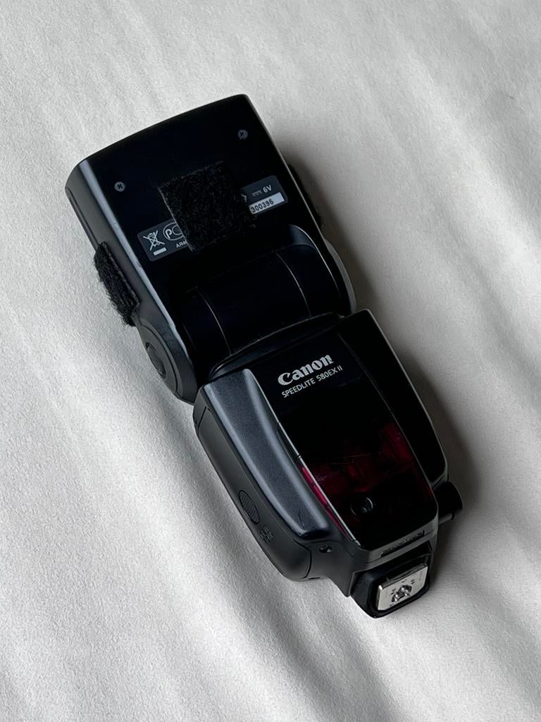 Canon Speedlite 580 EX II met parapluhouder, Ophalen of Verzenden, Gebruikt, Canon