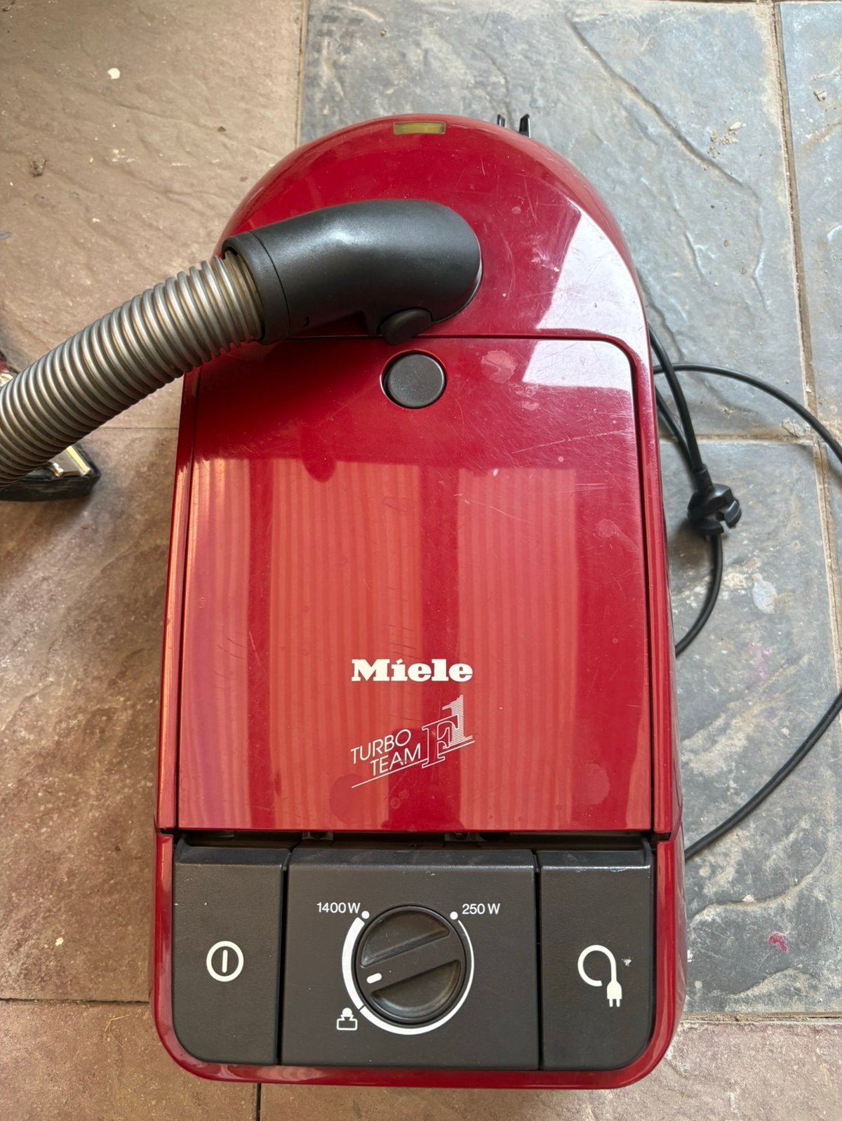 miele stofzuiger turbo f1, Elektronische apparatuur, Ophalen, Zo goed als nieuw, Stofzak, Miele