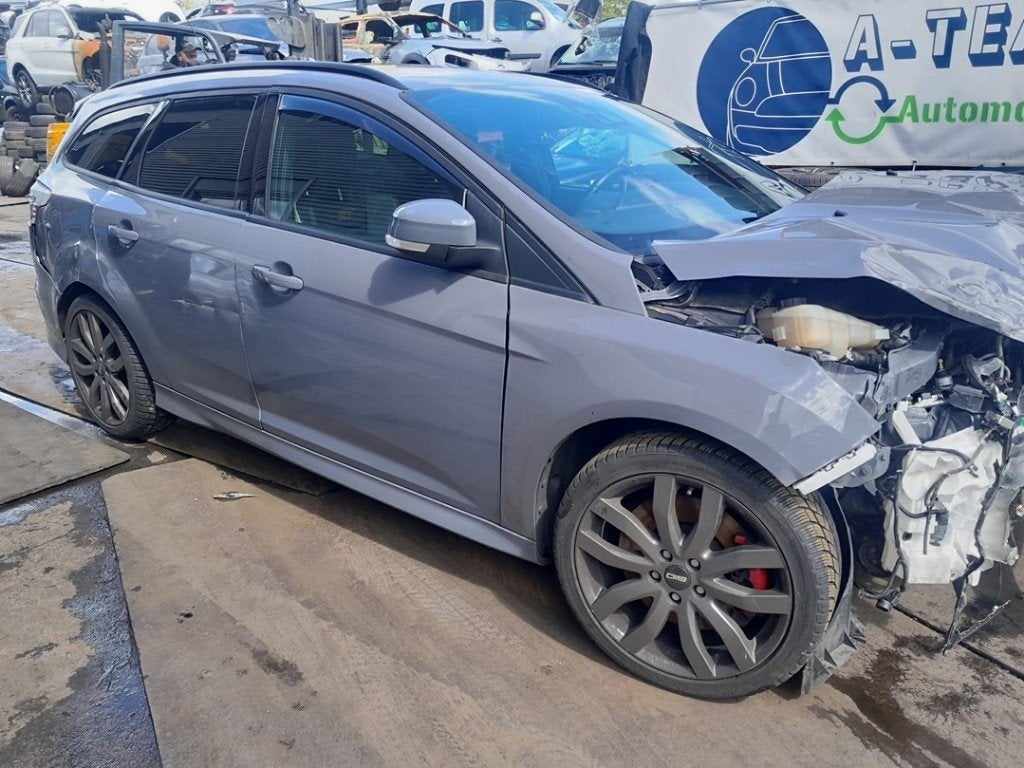 VITRE MECANISME AVANT DROIT Ford Focus 3 ST Wagon, Autos : Pièces & Accessoires, Henry-Ford-Straße  1
50735  Köln, DE, Ford-Werke GmbH