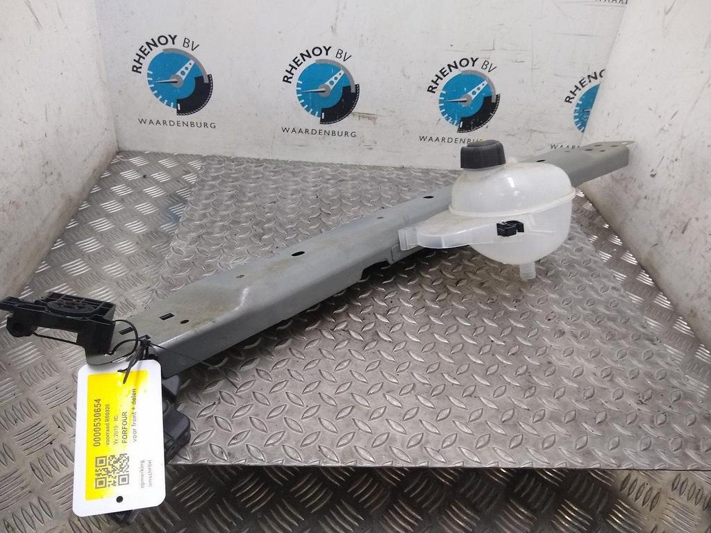 SMART FORFOUR VOORFRONT 2019, Ophalen of Verzenden, Gebruikt, Stiba lid