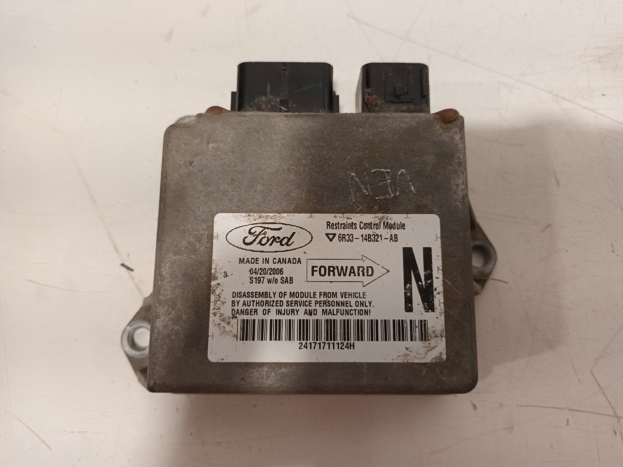 Airbag module Ford Mustang, Onderdelen@venauto.nl, Van der Ven Autorecycling B.V., Ettenseweg 76, 4706 PB Roosendaal, The Netherlands