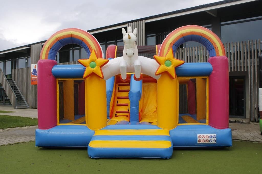 Springkasteel (grote) Unicorn, Ophalen