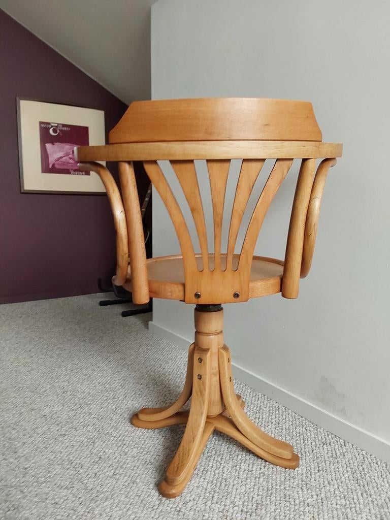 Vintage Thonet draaistoel, Ophalen