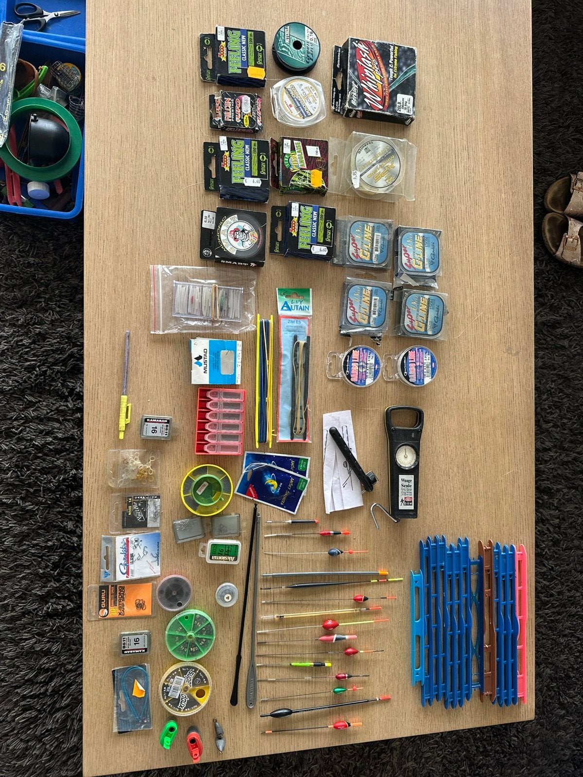 Hengelsport lot (vislijnen, dobbers, haken), Ophalen, Zo goed als nieuw