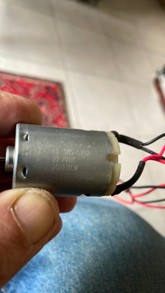 Motor, Ophalen, Zo goed als nieuw