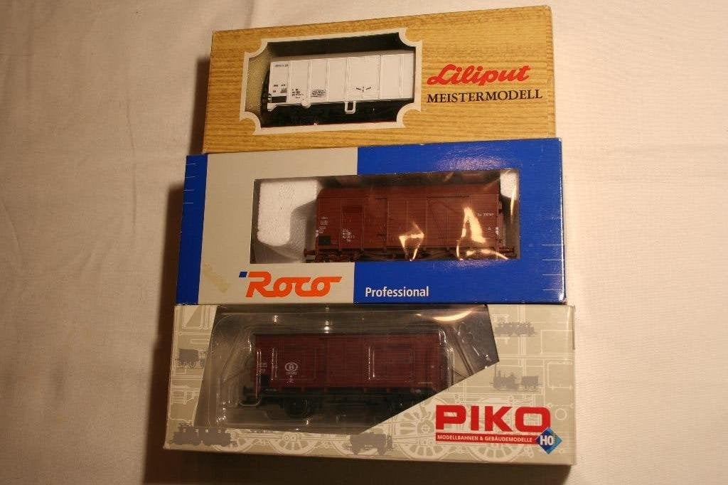 Roco/Piko/Liliput (HO,DC) 3 goederenwagons NMBS / SNCB, Gelijkstroom, Wagon, Ophalen of Verzenden, Zo goed als nieuw