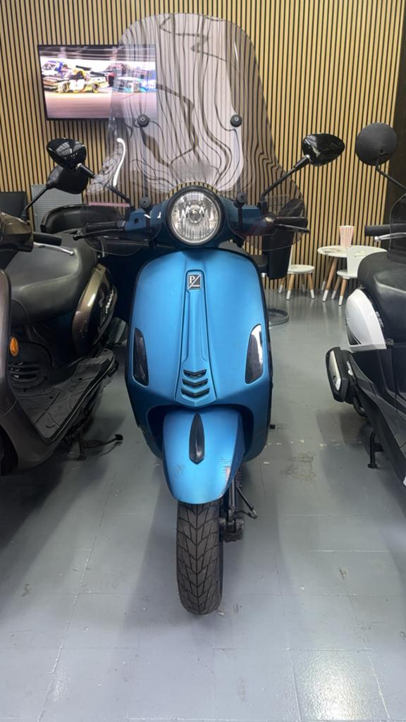 VESPA PRIMAVERA CLASSE A 2016, Fietsen en Brommers, Ophalen, Overige modellen, Klasse A (25 km/u), Zo goed als nieuw