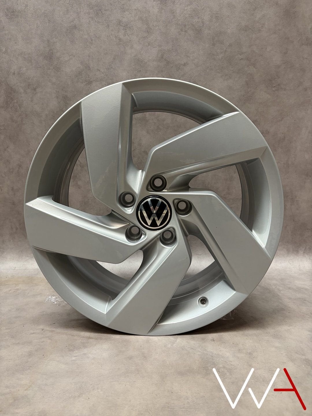1x 17 inch Volkswagen Golf GTI GTE Richmond velg 5H0601025E, Auto-onderdelen, Banden en Velgen, Gebruikt, Velg(en), -, -