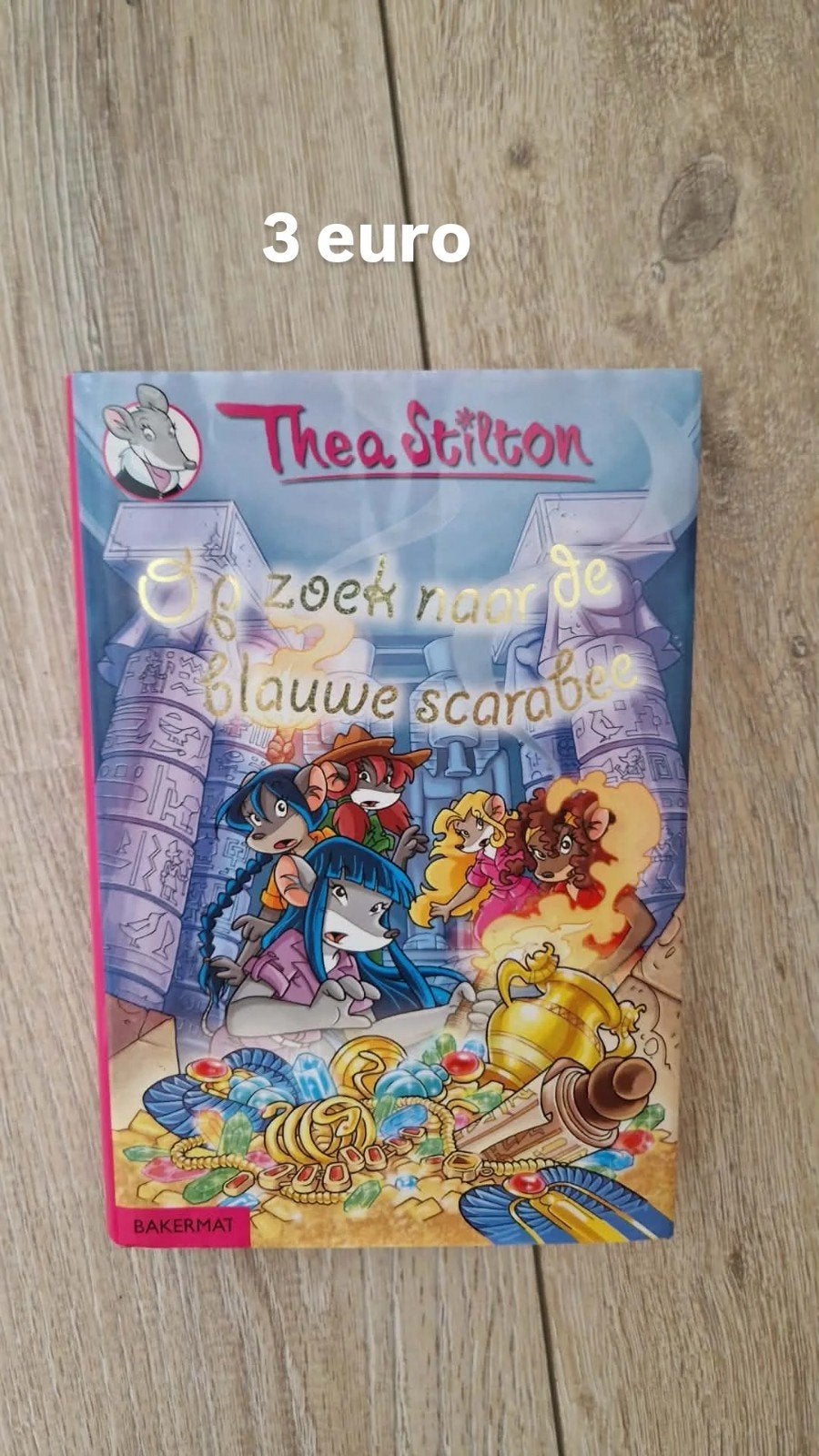 Thea Stilton : op zoek naar de blauwe scarabee, Enlèvement ou Envoi