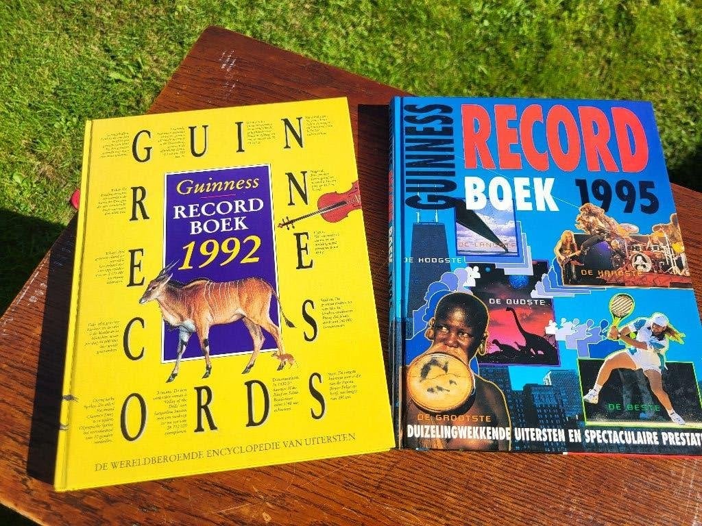 2 boeken Guinness Records, Livres, Enlèvement ou Envoi, Comme neuf, Autres sujets/thèmes, Zie beschrijving