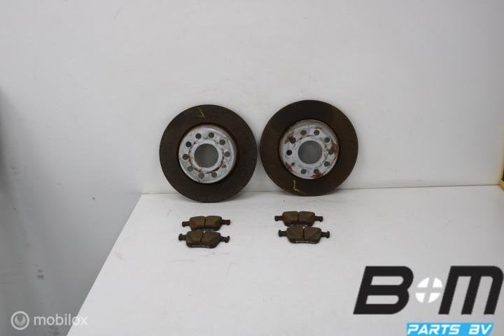 set schijven + blokken achterzijde VW Golf 7 1K0615601AA, Utilisé