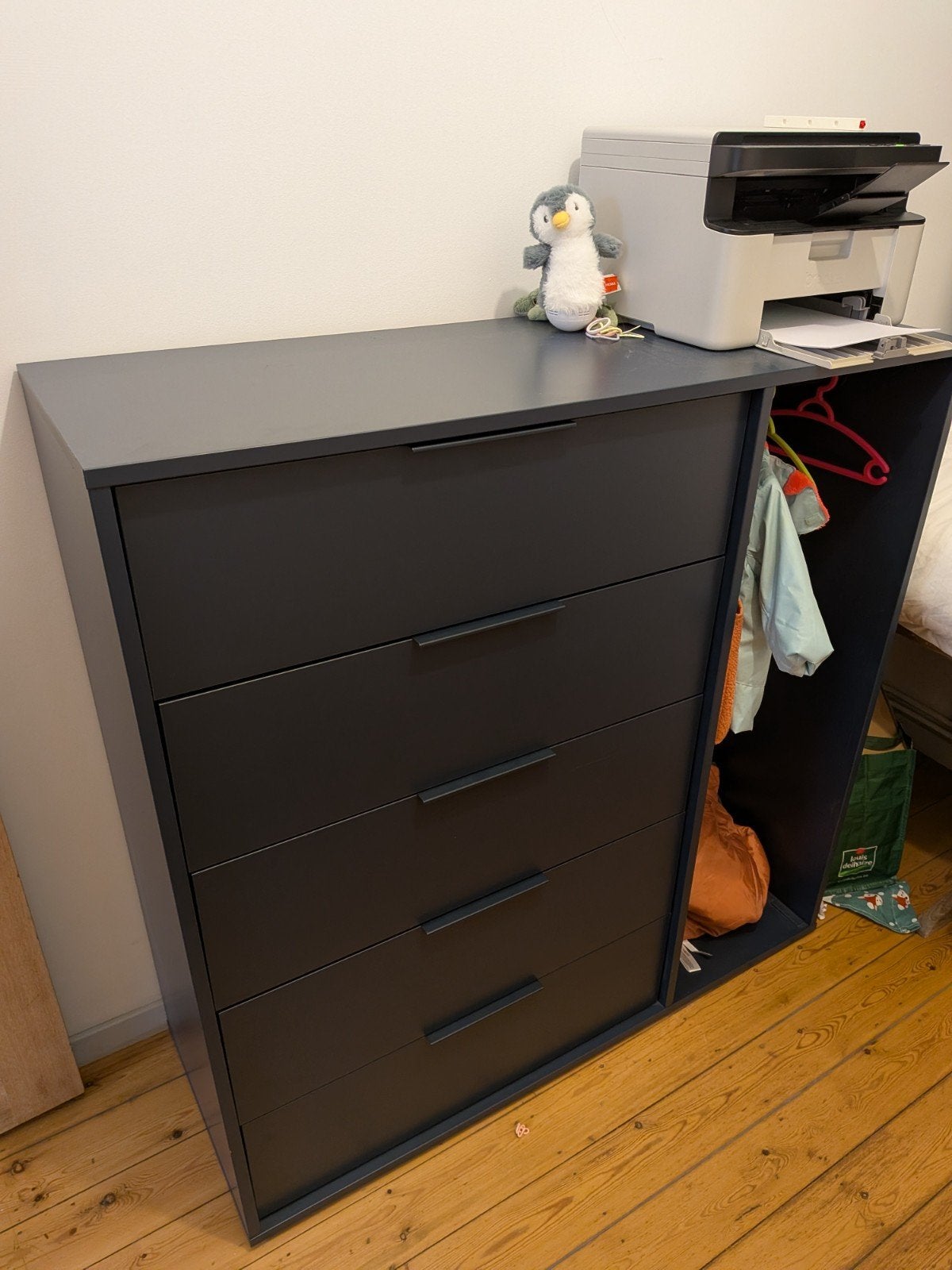 Ikea ladekast donkerblauw, Huis en Inrichting, Ophalen