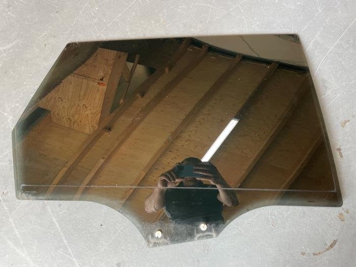 Vitre portière 4portes arrière droite d'un Audi A4, -, 3 mois de garantie, Audi, Utilisé
