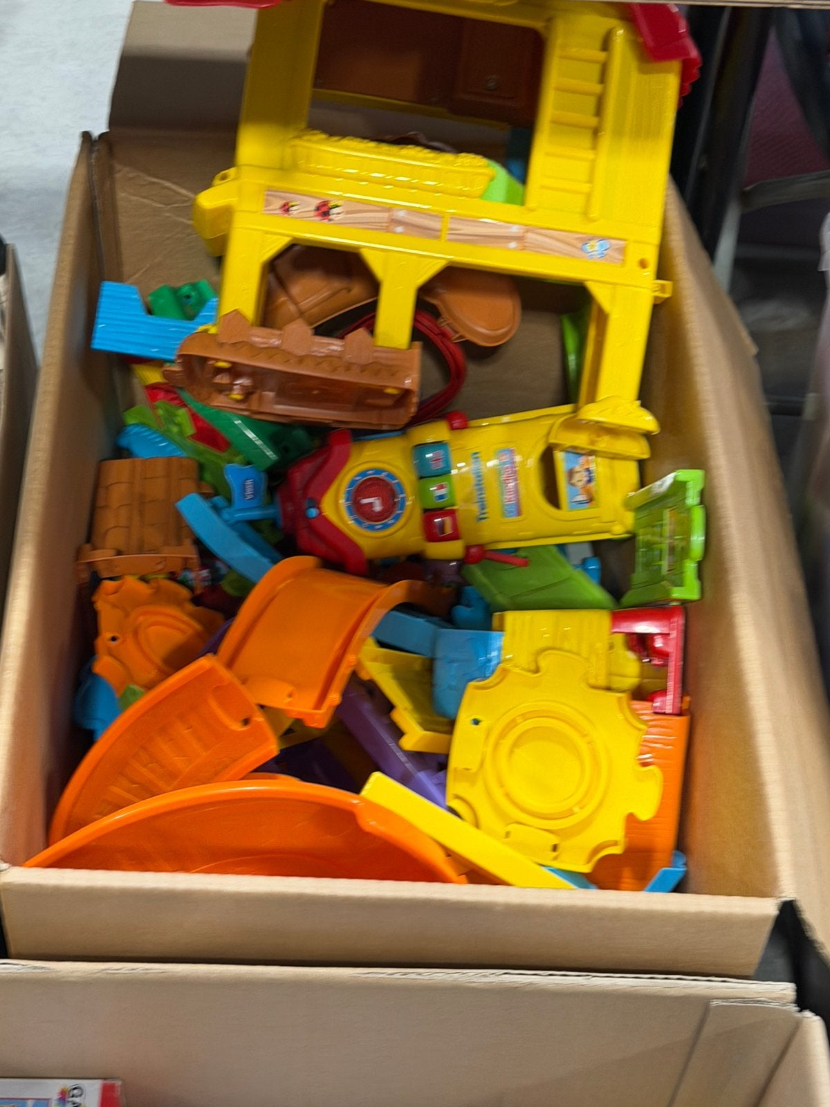 VTech zoef zoef dieren en toet toet auto, Kinderen en Baby's, Ophalen, Gebruikt