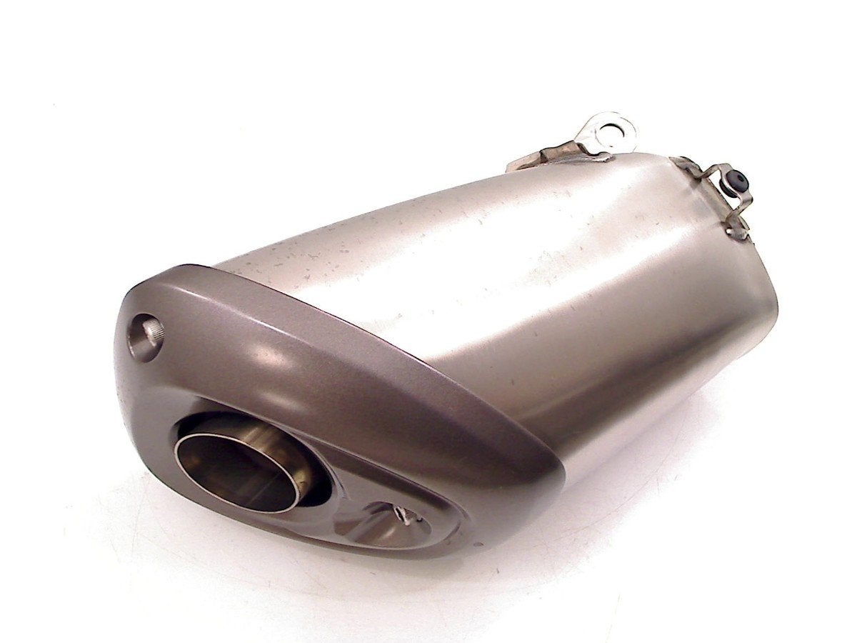 ÉCHAPPEMENT SILENCIEUX ORIGINAL OEM Suzuki, Motos, Dhr. S. di Majo, Utilisé, Info@cama-motorparts.nl, P.J. Troelstraweg 8 8
3144 CX  MAASSLUIS, NL