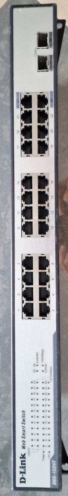 Switch D-Link 24 ports POE, Computers en Software, Netwerk switches, Ophalen of Verzenden