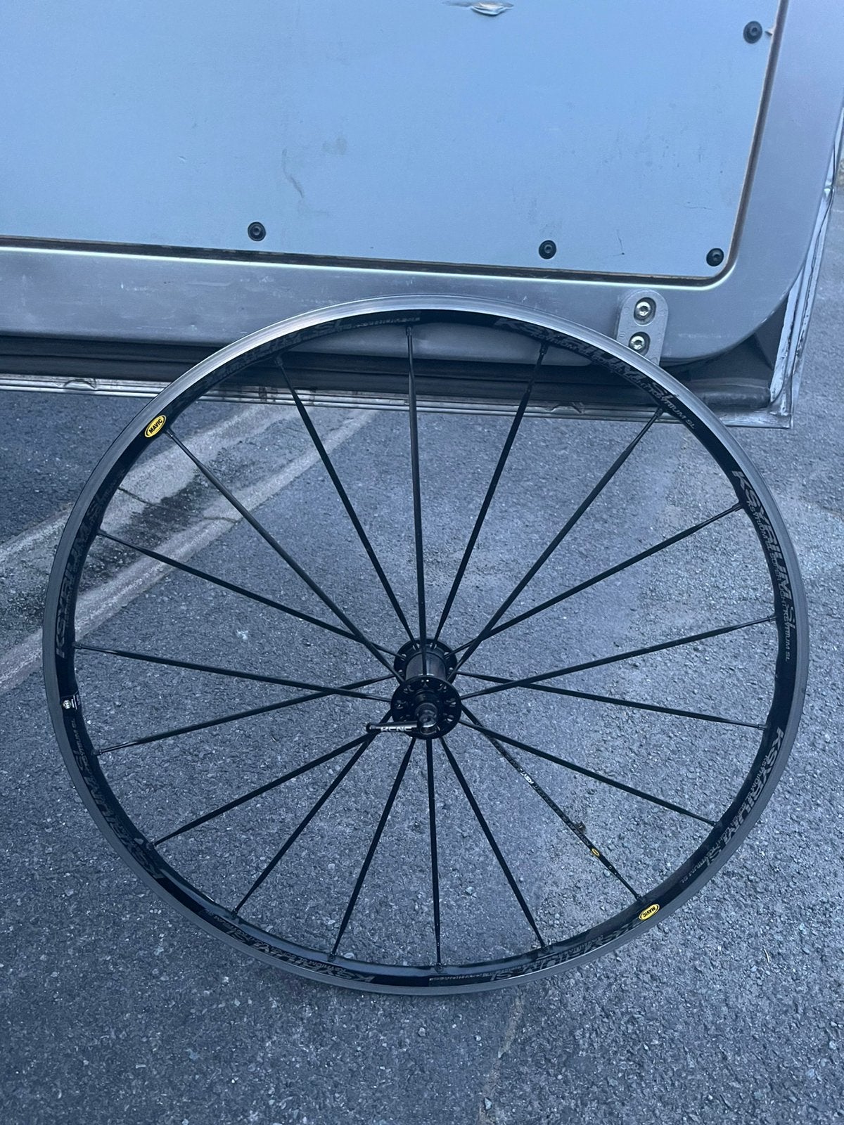 Mavic voorwiel carbon hub, Fietsen en Brommers, Ophalen, Zo goed als nieuw, Carbon