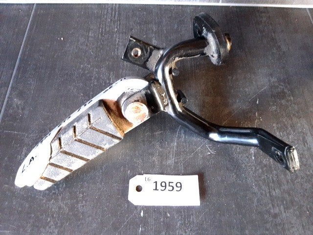 GTS250 2006 - 2011 Sym Voetsteunen en schetsplaten D1-55472, Motoren