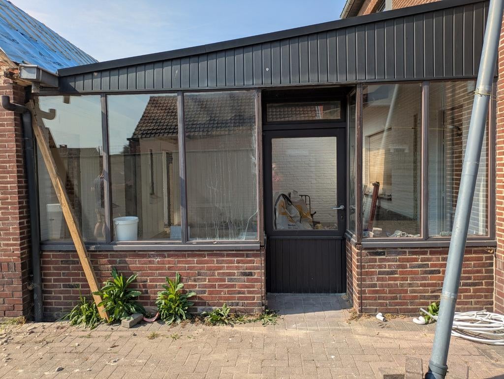 Verandawand - deur - stenen, Ophalen